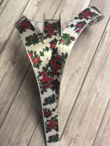 TASIEMKA GÓRALSKA RÓŻE 1,5cm SZEROKA - 1M KREMOWA JASNA