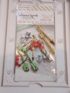 ZAWIESZKI STRZAŁY 8SZT CH134