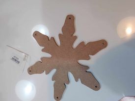 ZAWIESZKA ŚNIEŻYNKA MDF 18,5CM