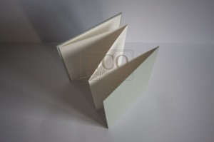 BAZA ALBUM HARMONIJKA 145X195 KREMOWA W MIETOWEJ OKŁADCE