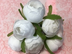 PIWONIA ok. 4,5cm materiałowa BIAŁA 6szt