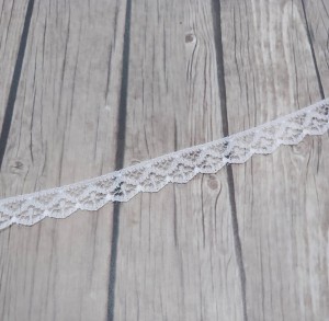 KORONKA ELESTYCZNA 1CM BIAŁA, 1 METR