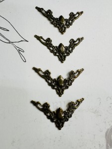 NAROŻNIKI MISTERNE 4SZT