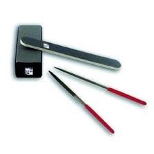 ZESTAW PILNICZKÓW I KOSTKA ŚCIERNA OU03 TOGA